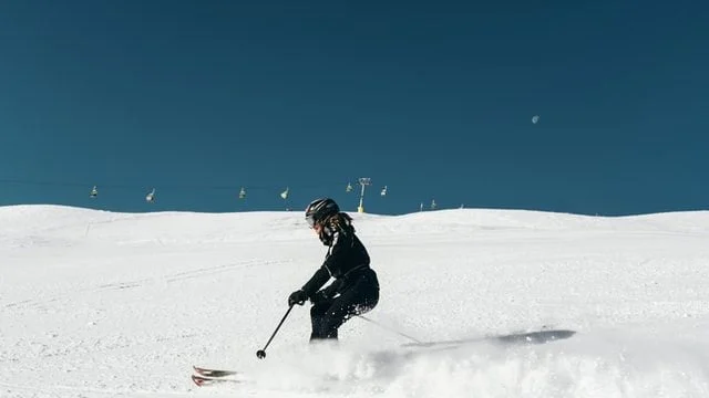 Bliv klar til skiferien med noget helt nyt skitøj