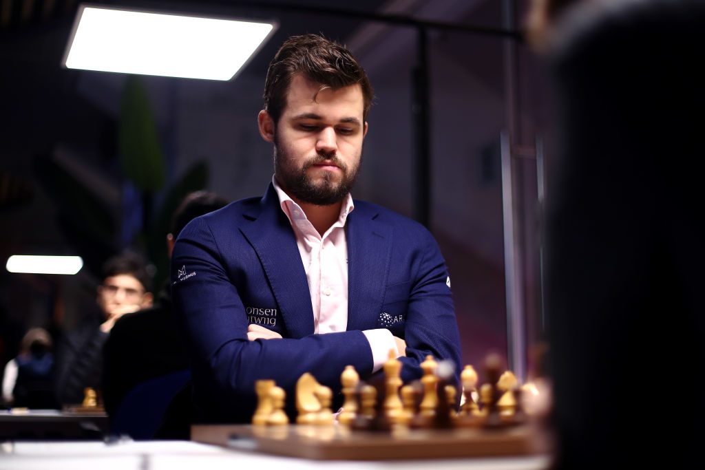 Magnus Carlsen fortsætter med at imponere: Gør det igen