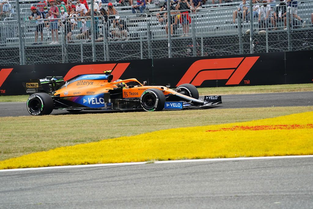 Formel 1-stjerne får lang kontrakt hos storhold