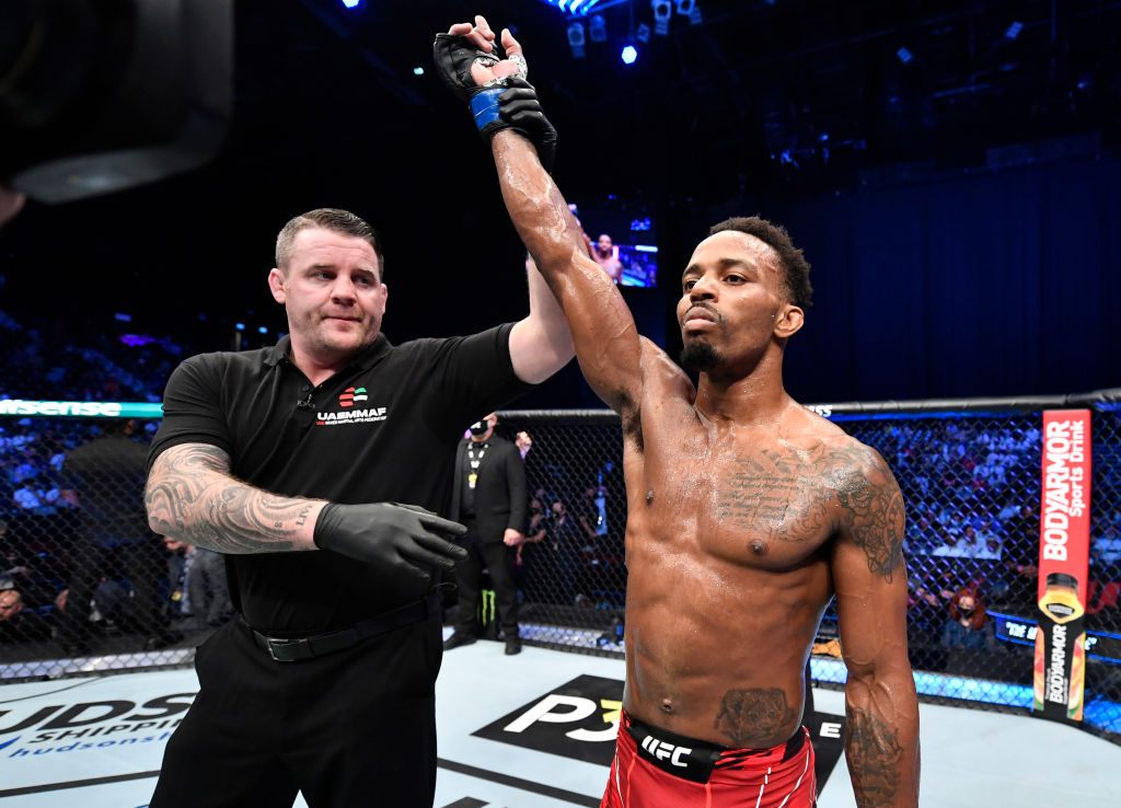 UFC-stjerne i voldsomt uheld: ‘Endnu en nærdødsoplevelse’