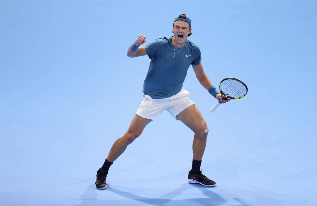 Tenniskomet chikaneret af fans