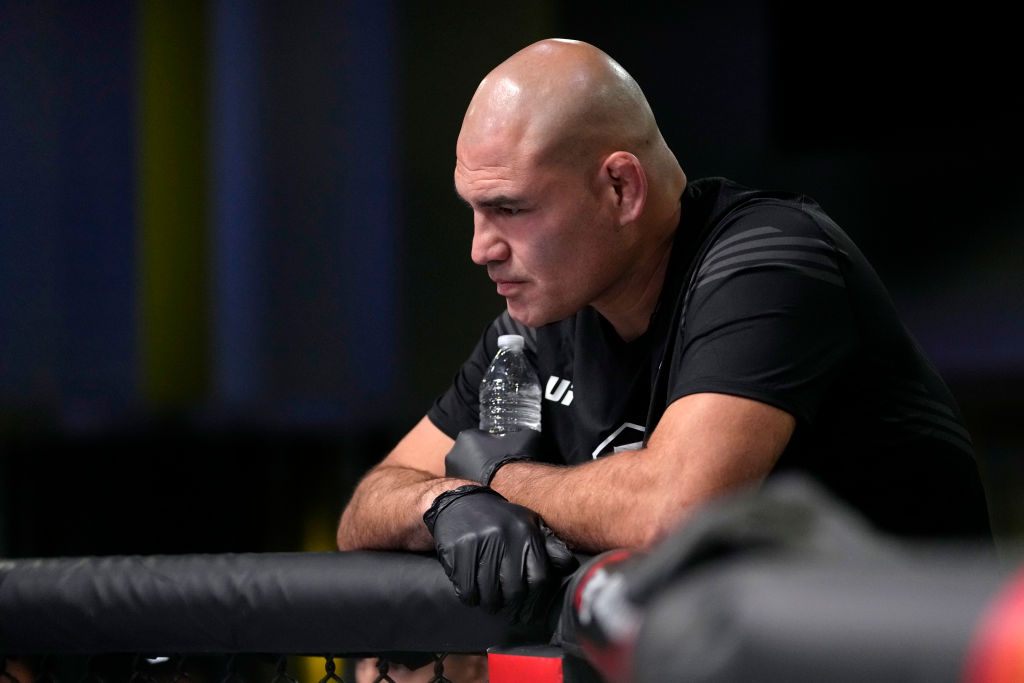 Tidligere UFC-mester tiltalt for mordforsøg
