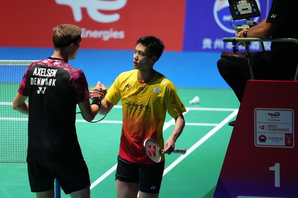 Stjerne blev stillet ét spørgsmål om Viktor Axelsen: Folk taber kæben, når de ser hans reaktion