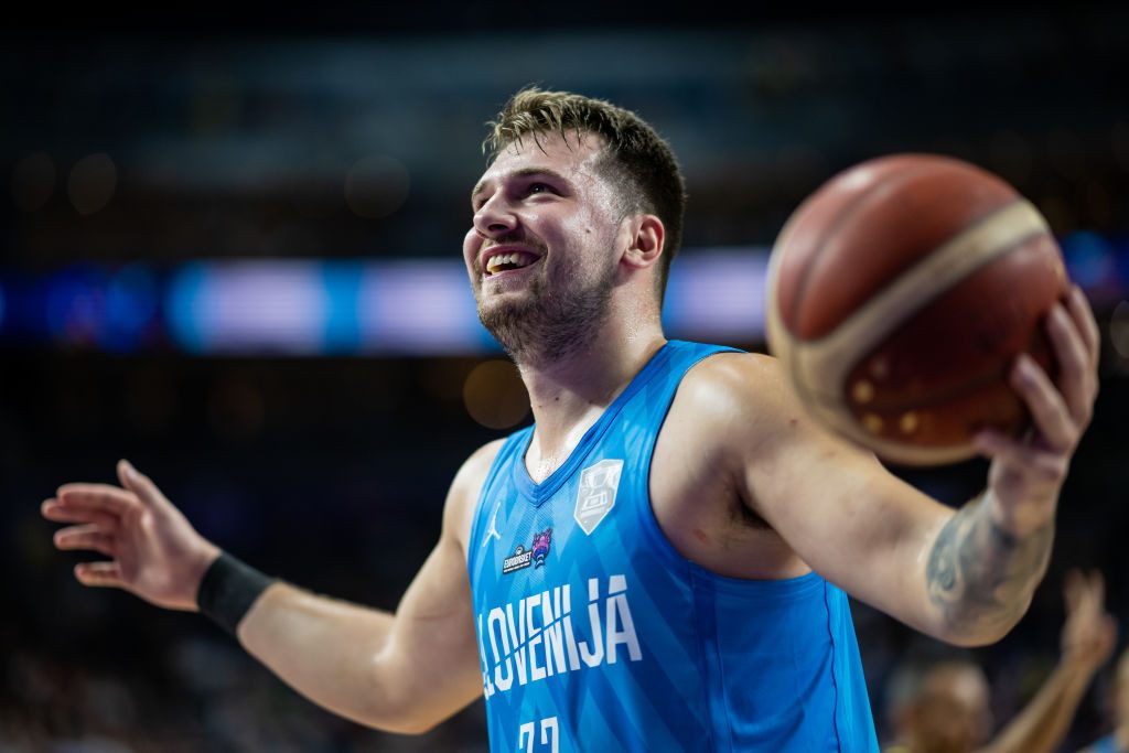 NBA-stjerne sagsøger egen mor