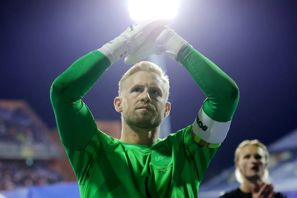 Kasper Schmeichel blev buhet af egne fans