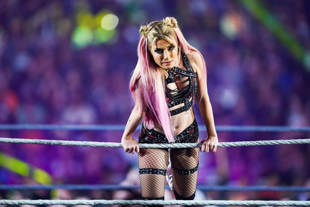 WWE-stjernen Alexa Bliss ramt af kræft: Nu advarer hun andre