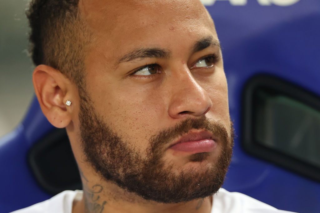 Efter chokerende skifte: Nu bryder Neymar langt om længe tavsheden