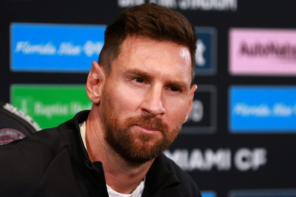 Lionel Messi stjal overskrifterne på besynderlig vis: Nu har han langt om længe afsløret hvorfor han gjorde det