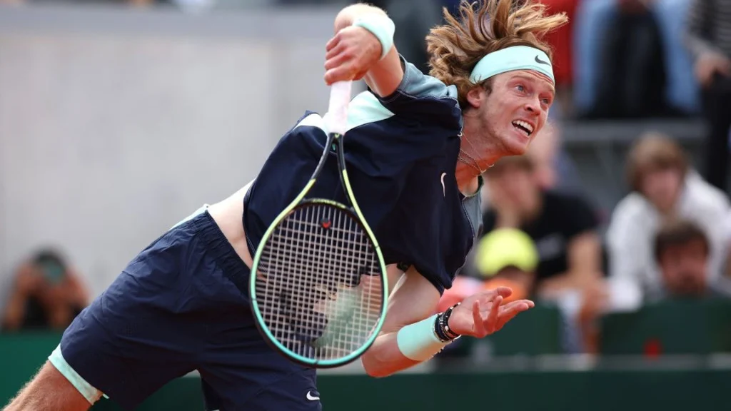 Andrey Rublev var tæt på at miste testikel efter kamp