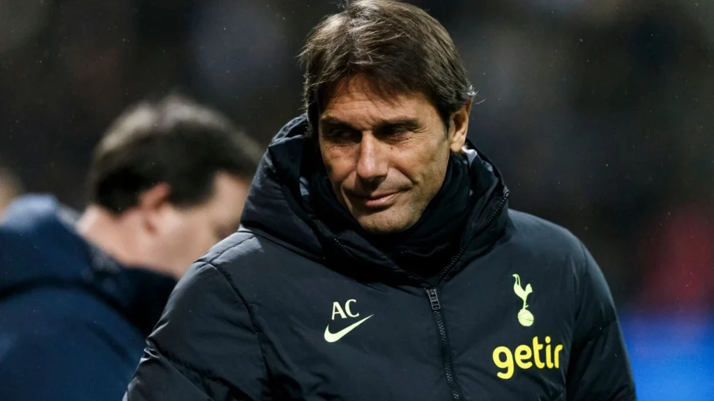 Antonio Conte er fristet af skifte til denne klub