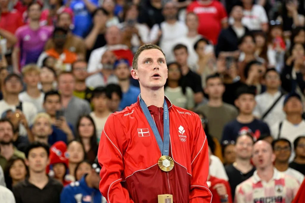 Efter kæmpe hæder: Nu reagerer Viktor Axelsen