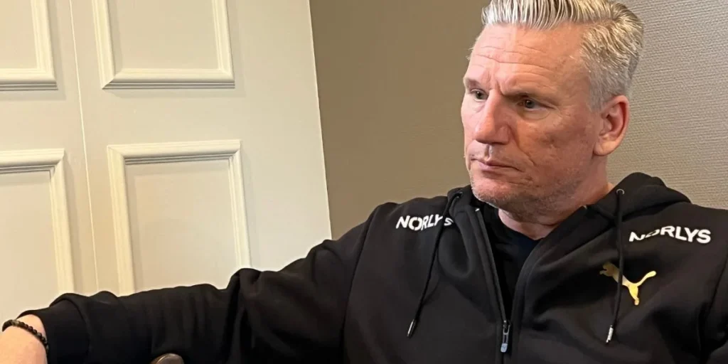 Han talte i telefon med Nikolaj Jacobsen. Få sekunder efter var beslutningen truffet.
