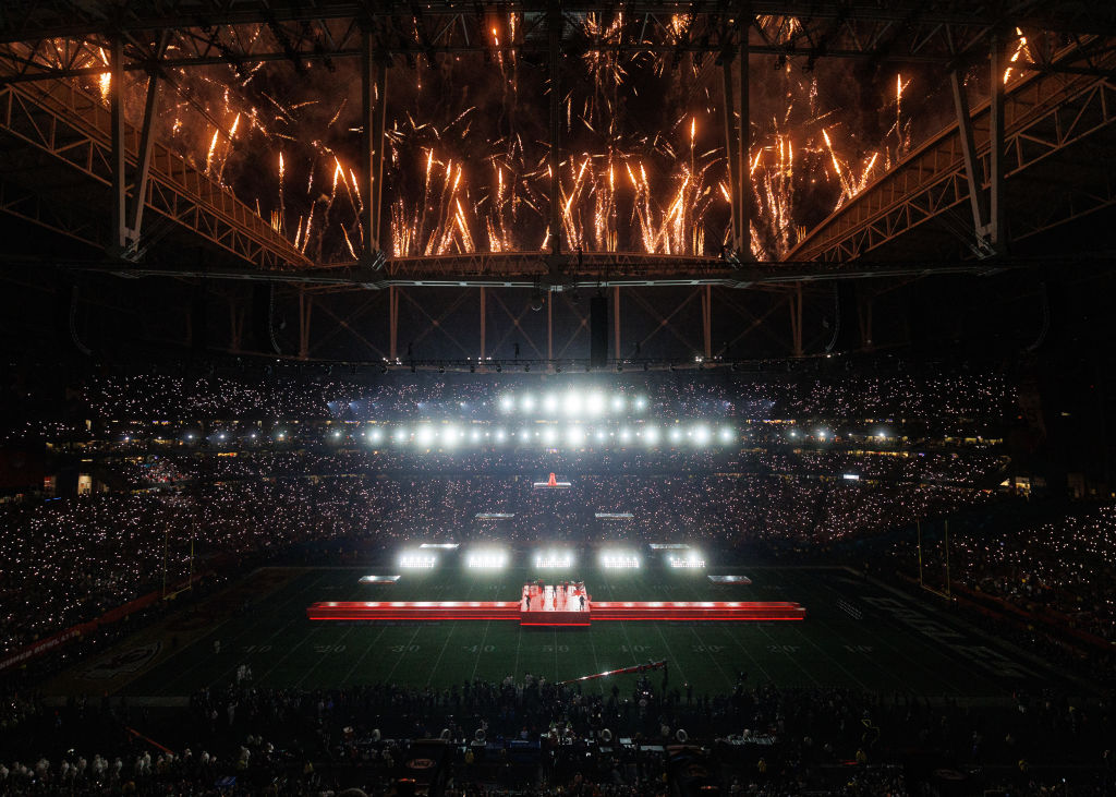 Denne megastjerne bliver hovednavnet til Halftime-showet ved Super Bowl 2024