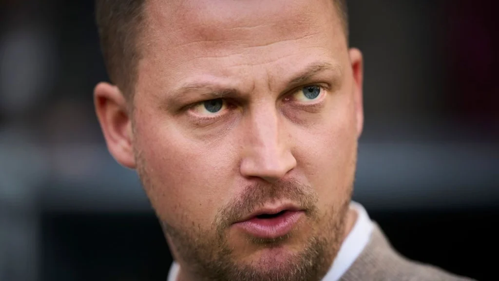 Jacob Neestrup langer ud efter nederlag: ‘Det er helt uacceptabelt’