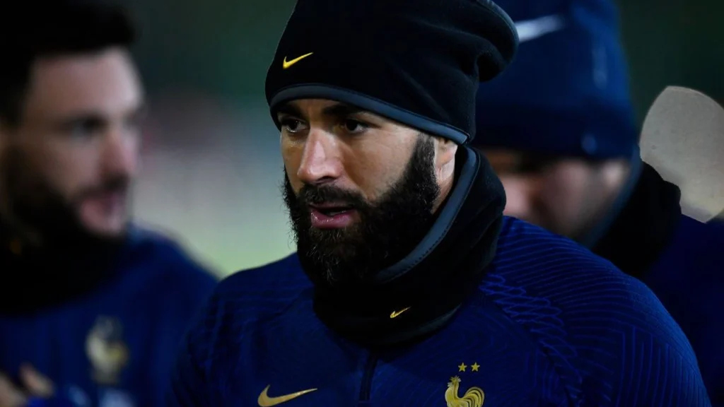 To Premier League-klubber i dialog med Karim Benzema