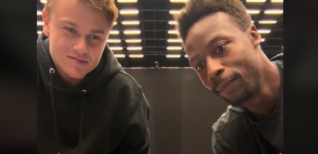 Skete det virkelig? Holger Rune fanget i morsom video med fransk stjerne