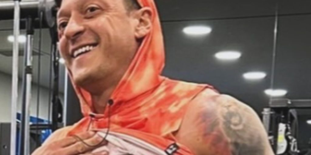 Tidligere Real Madrid-stjerne Mesut Özil viser vanvittig forvandling efter karrierestop