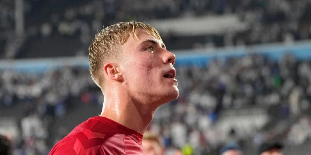 Se videoen: Rasmus Højlund sikrer sejr over Newcastle med ægte angribermål