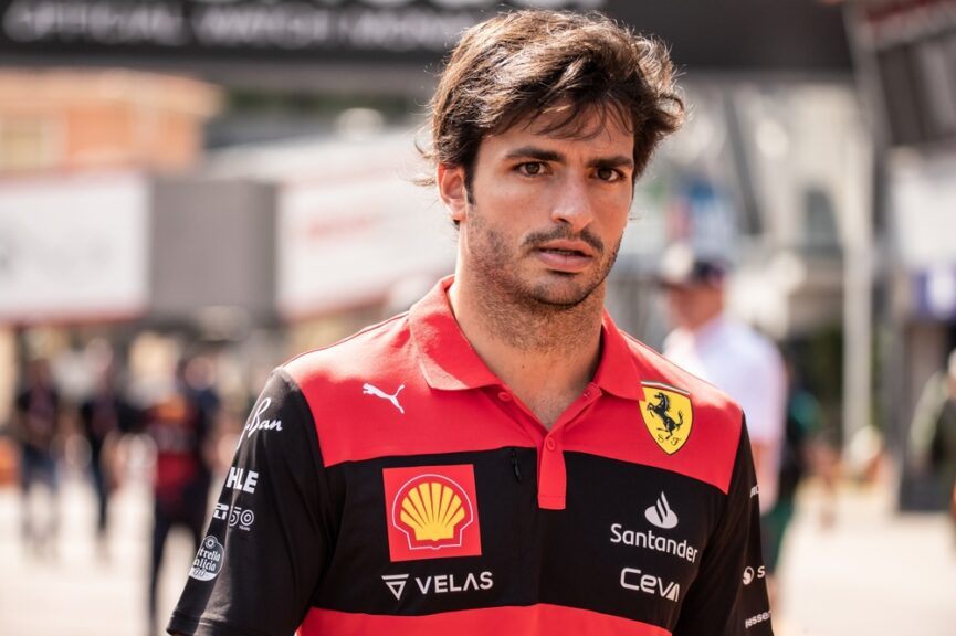 Carlos Sainz misser Saudi Arabiens Grand Prix: Her er årsagen