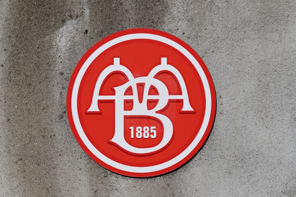 Monsterbud på AaB-profil
