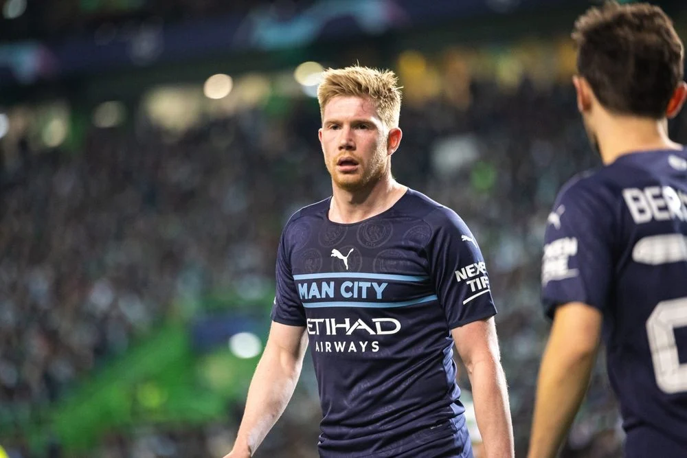 Dårlige nyheder for City: Så lang tid er De Bruyne ude
