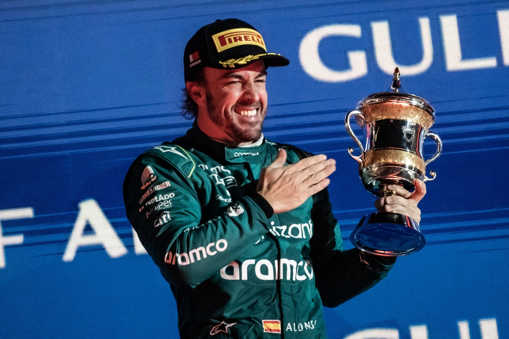 Aston Martin imponerer: Forudser stærk sæson for Fernando Alonso