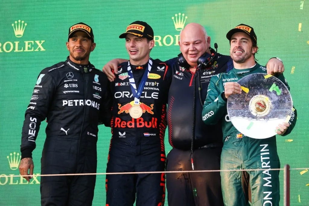 Mere end et rygte: Max Verstappen indrømmer snak med Mercedes