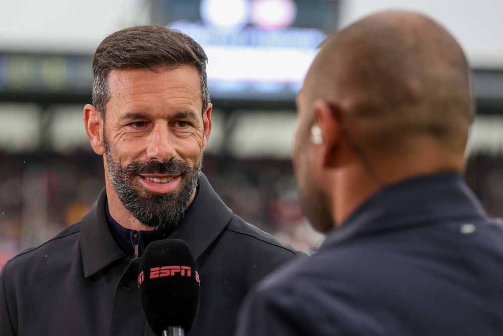 Ruud Van Nistelrooy nævnes i forbindelse med cheftrænerjob