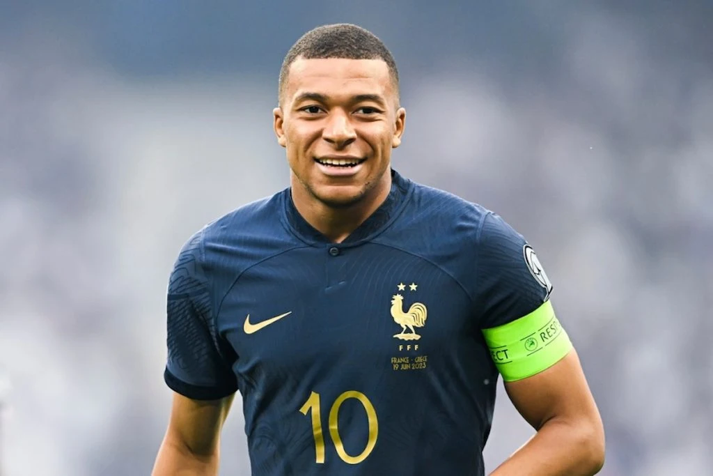 Pengene vælter ind: Så meget tjener Kylian Mbappé om måneden