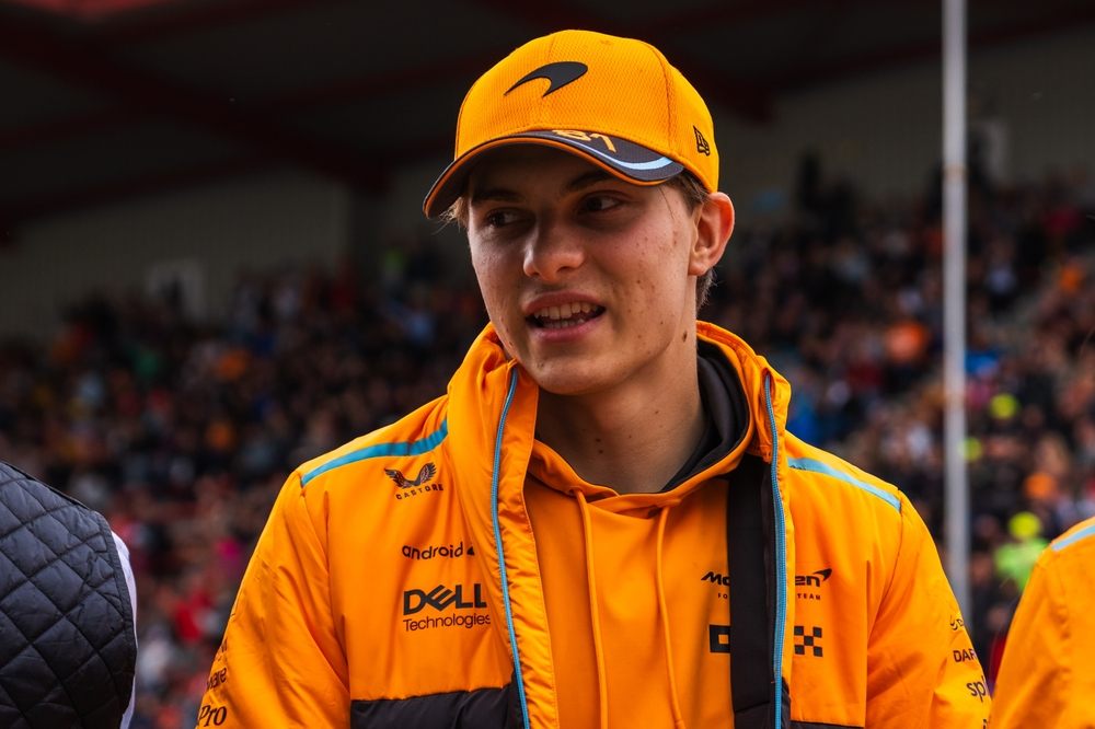 Oscar Piastri taler ud om Red Bull-rygter