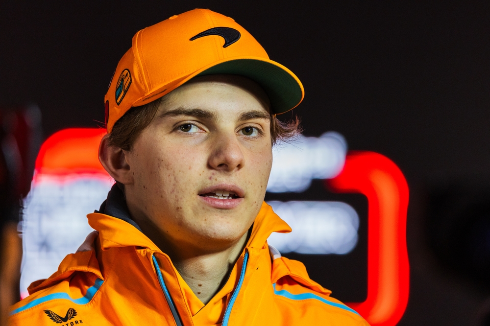 Oscar Piastris kommentar om Charles Leclerc får hele internettet til at grine