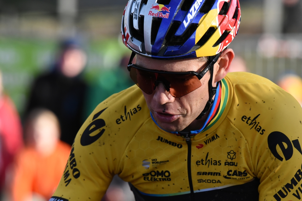 Wout van Aert meget rørt: “Det kan jeg ikke rigtig acceptere”