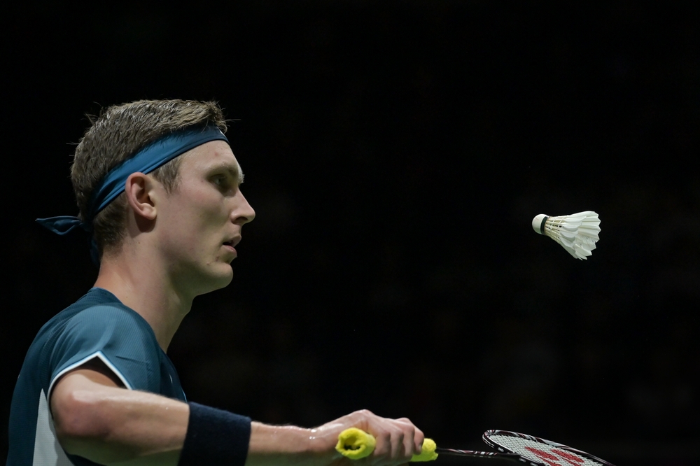 Skade er blevet for omfattende: Viktor Axelsen trækker sig