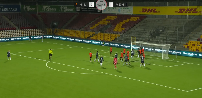 Har du set videoen? Vendsyssels målmand med sensationel scoring i sidste minut