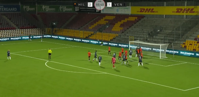 Har du set videoen? Vendsyssels målmand med sensationel scoring i sidste minut