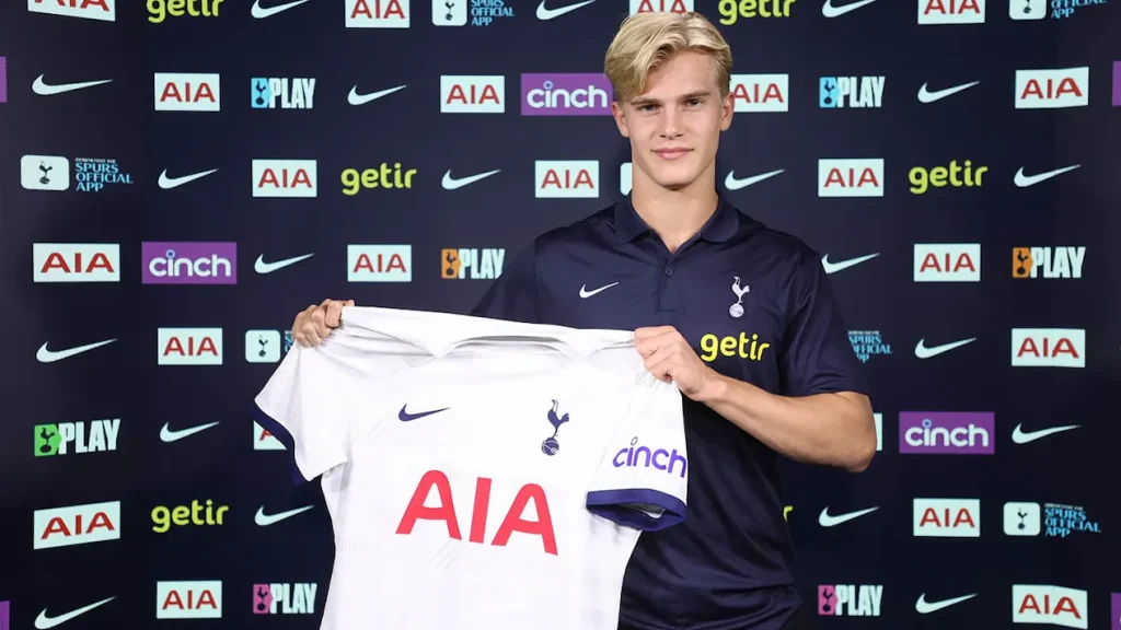 Tottenham vinder kampen om 18-årigt talent: Snupper ham for næsen af Barcelona
