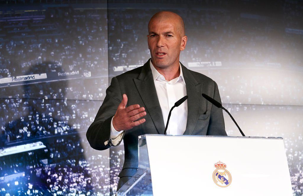 Tidligere Real Madrid holdkammerat: Der er kun 3 trænerjobs som Zinedine Zidane vil