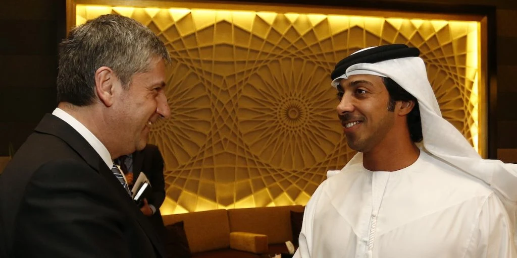 Midt i FFP-stormen: Sheikh Mansour pumper 890 millioner ind i Manchester City