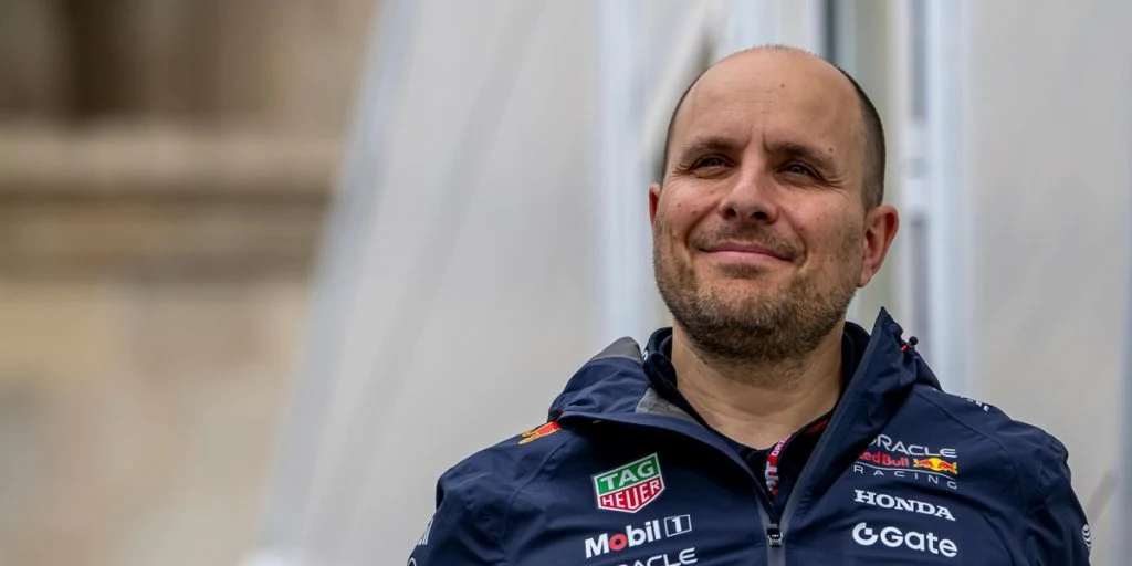Red Bull tager konsekvensen af McLaren-skifte: Tager magten fra Verstappens højre hånd