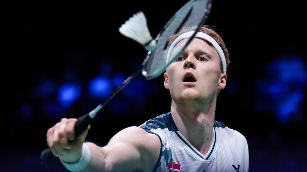 Anders Antonsen i Arctic Open-kvartfinale i dag mod kinesisk topmodstand